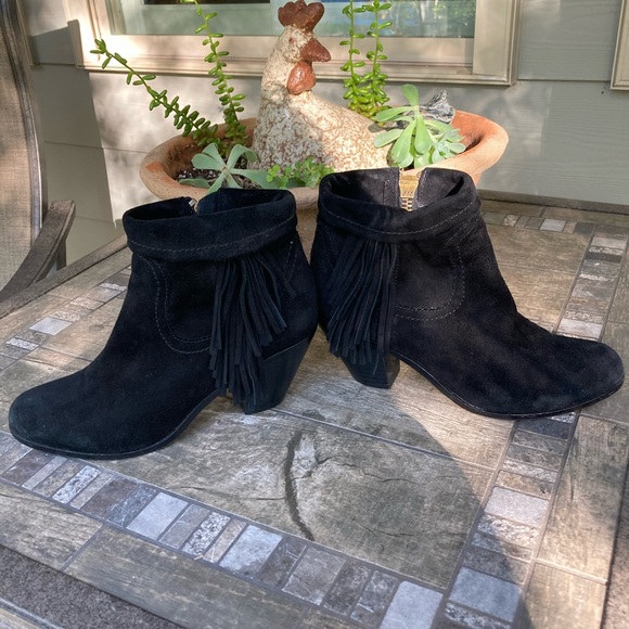 Sam Edelman Black Suede Fringed booties - Picture 2 of 6